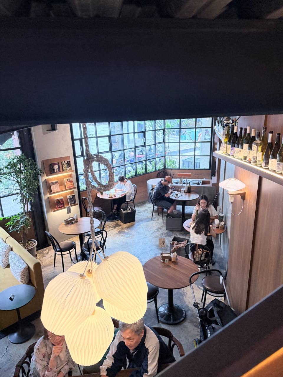 做咖啡 hecho cafe & wine image 6