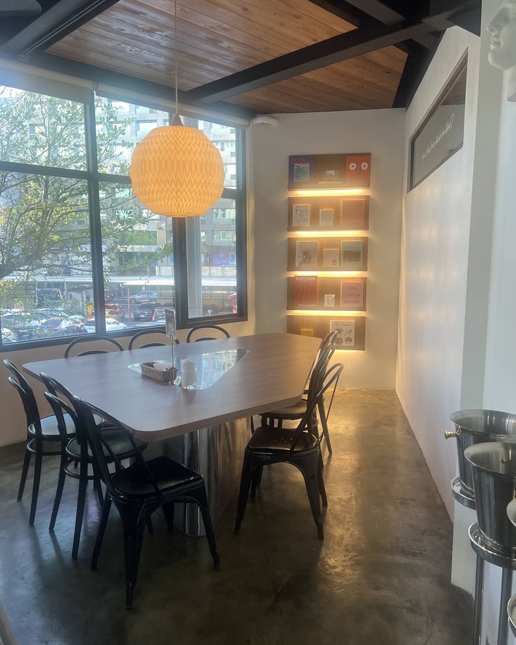 做咖啡 hecho cafe & wine image 4
